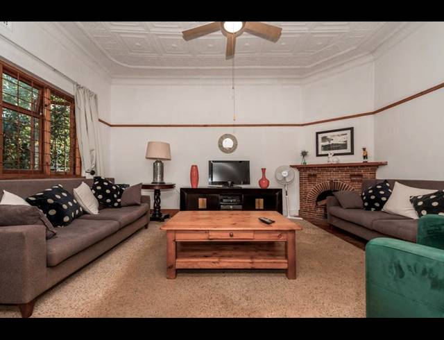 3 BEDROOM HOUSE FOR SALE IN KENSINGTON